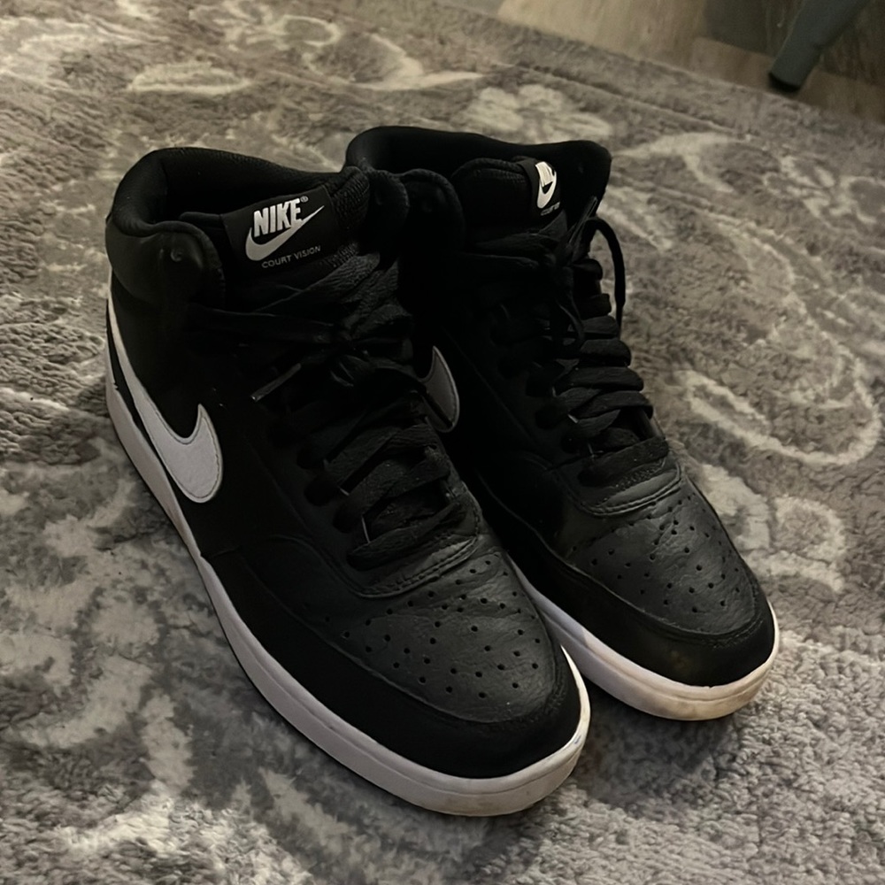 Nike Court Vision Womens Sz 8